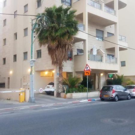 Pangsapuri 75 m² dengan 2 bilik tidur dan 2 bilik mandi peribadi di Kawasan Pantai Tel Aviv Luaran gambar